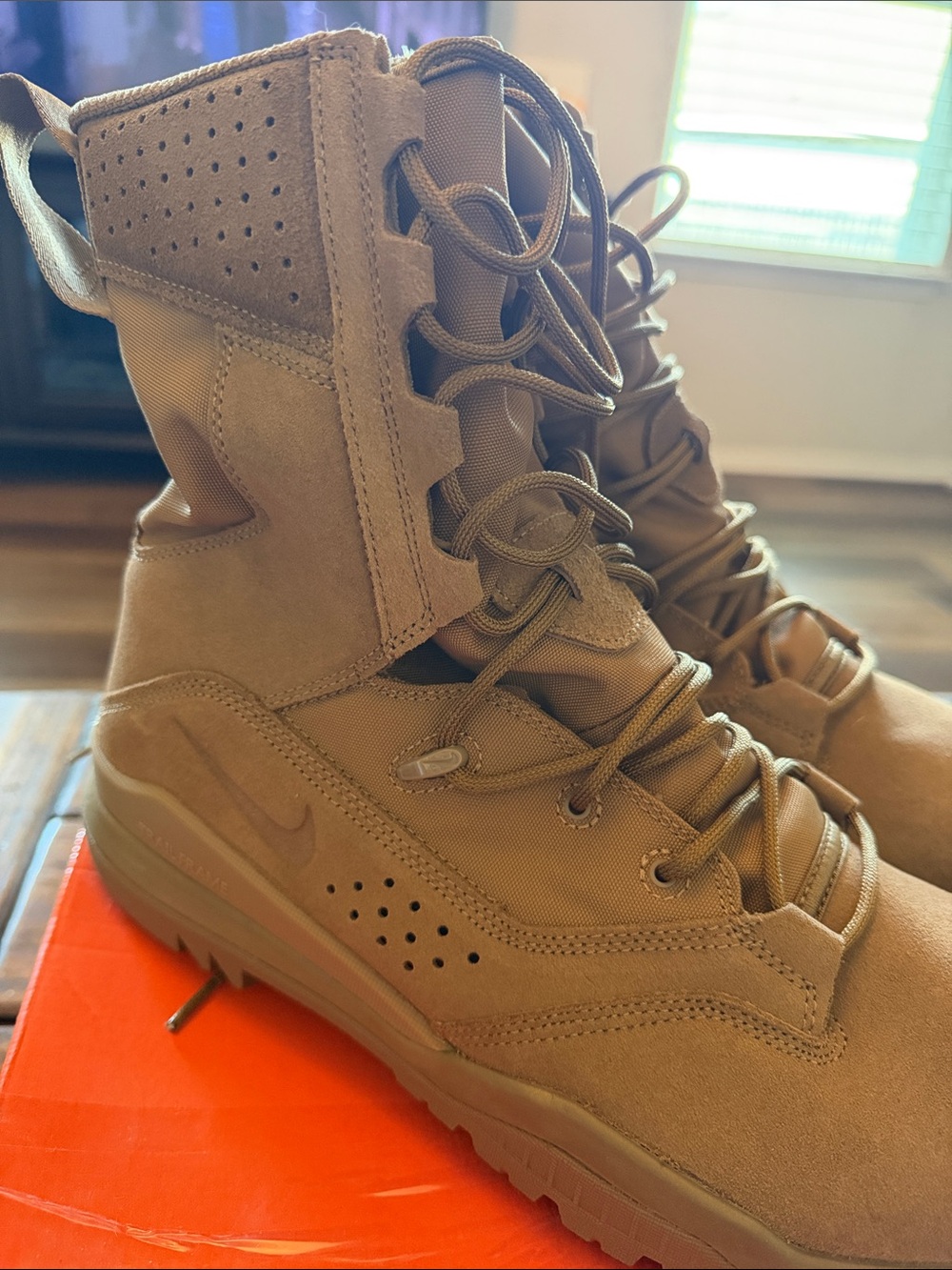Nike SFB Field 28” Leather. Sz. 12 - Picture 3 of 5